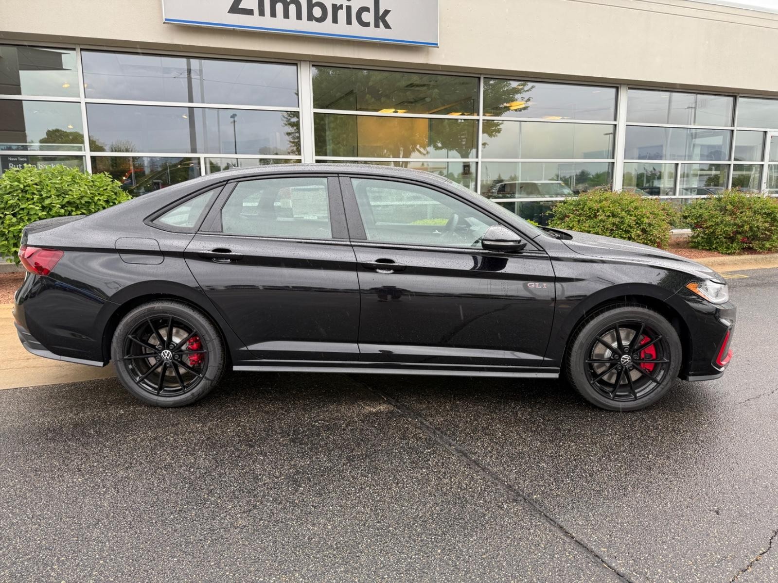 Volkswagen Jetta GLI Vehicle Image 02