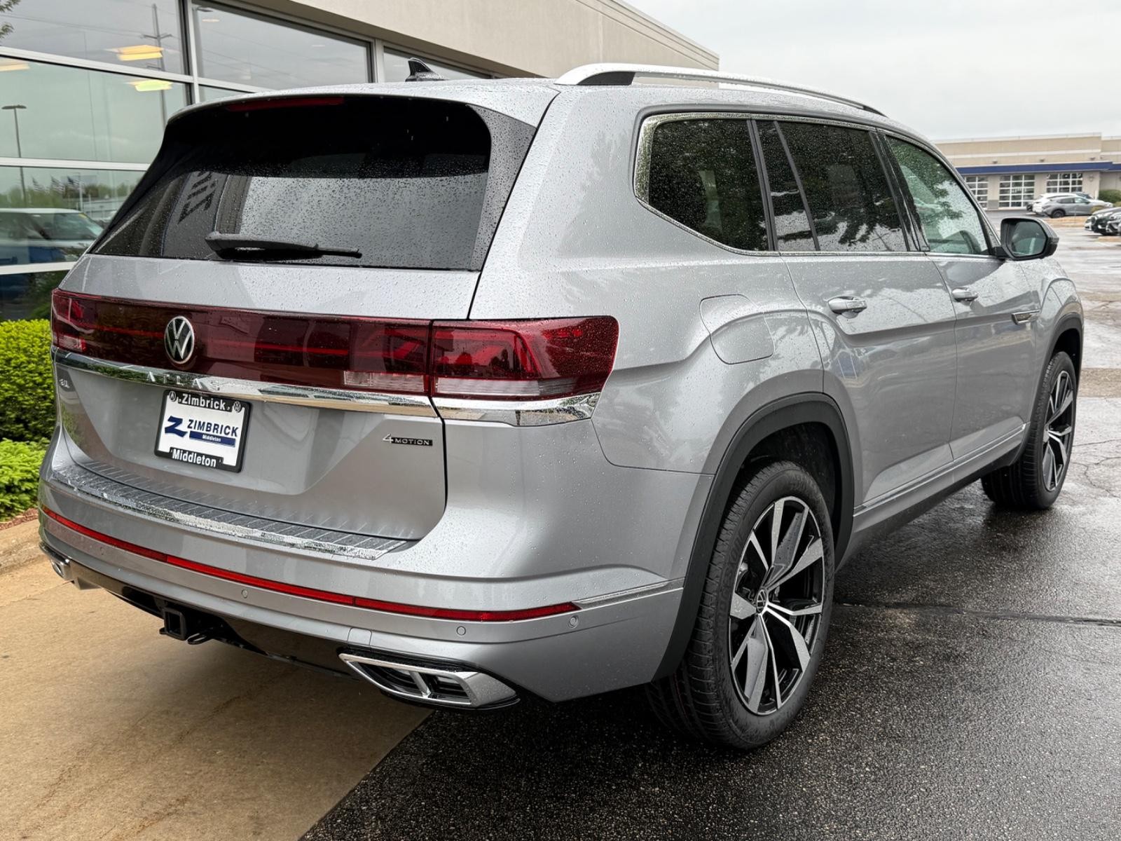 Volkswagen Atlas Vehicle Image 03