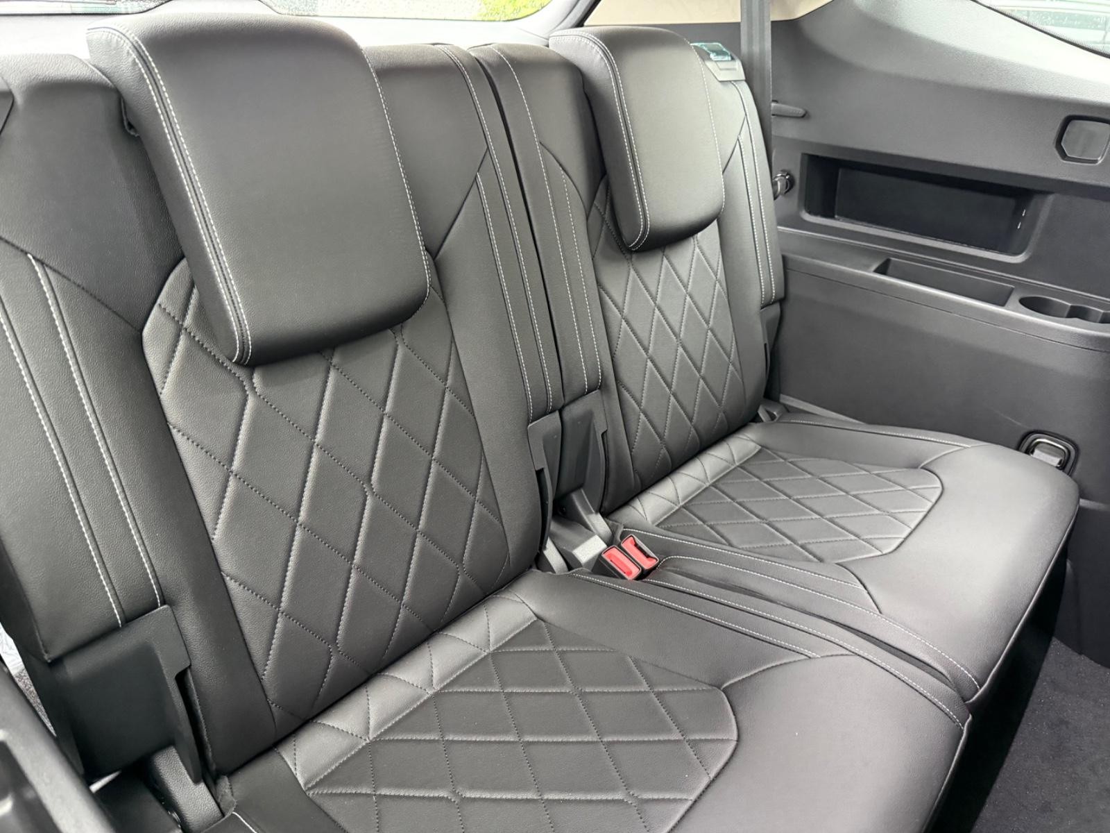 Volkswagen Atlas Vehicle Image 06