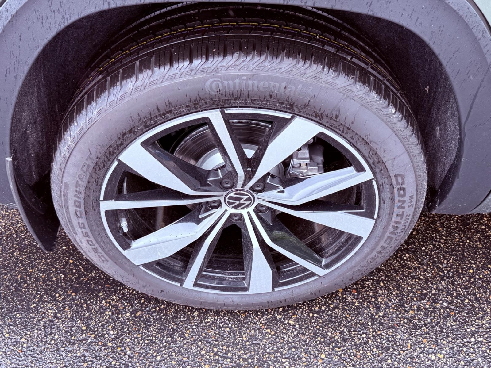 Volkswagen Atlas Vehicle Image 04