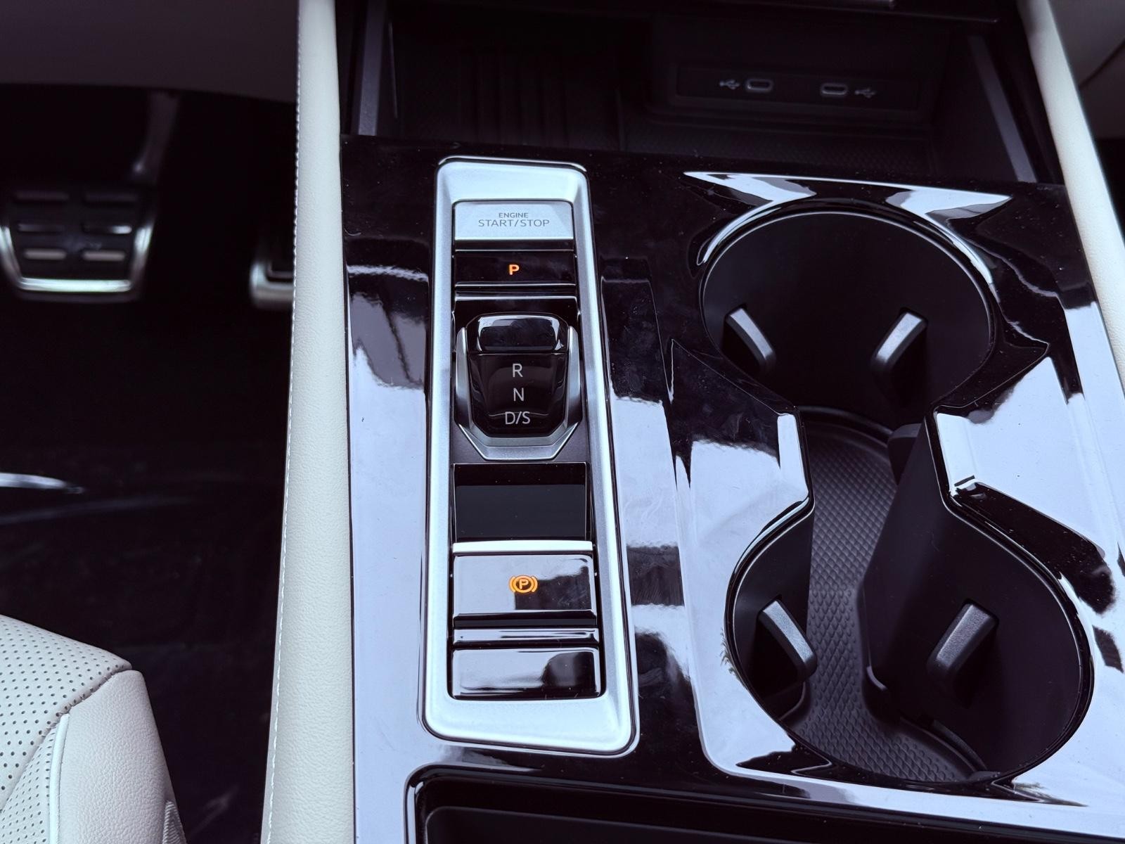 Volkswagen Atlas Vehicle Image 09