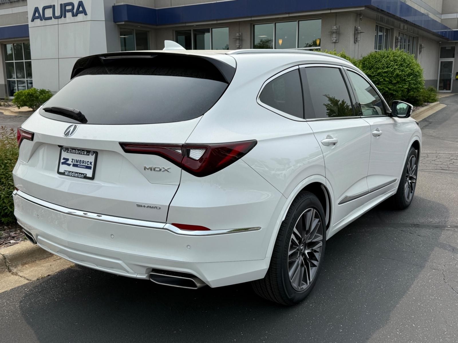 Acura MDX Vehicle Image 03
