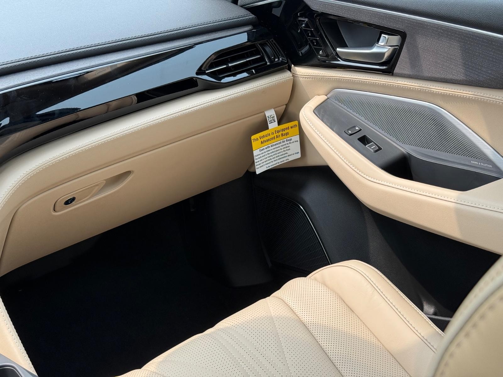 Acura MDX Vehicle Image 10