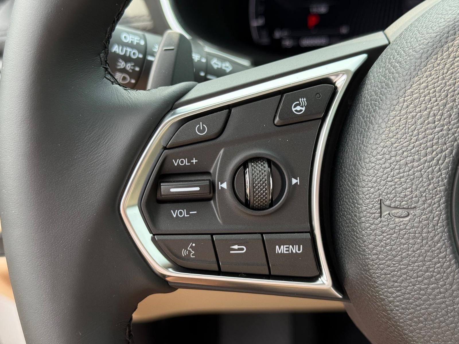 Acura MDX Vehicle Image 12
