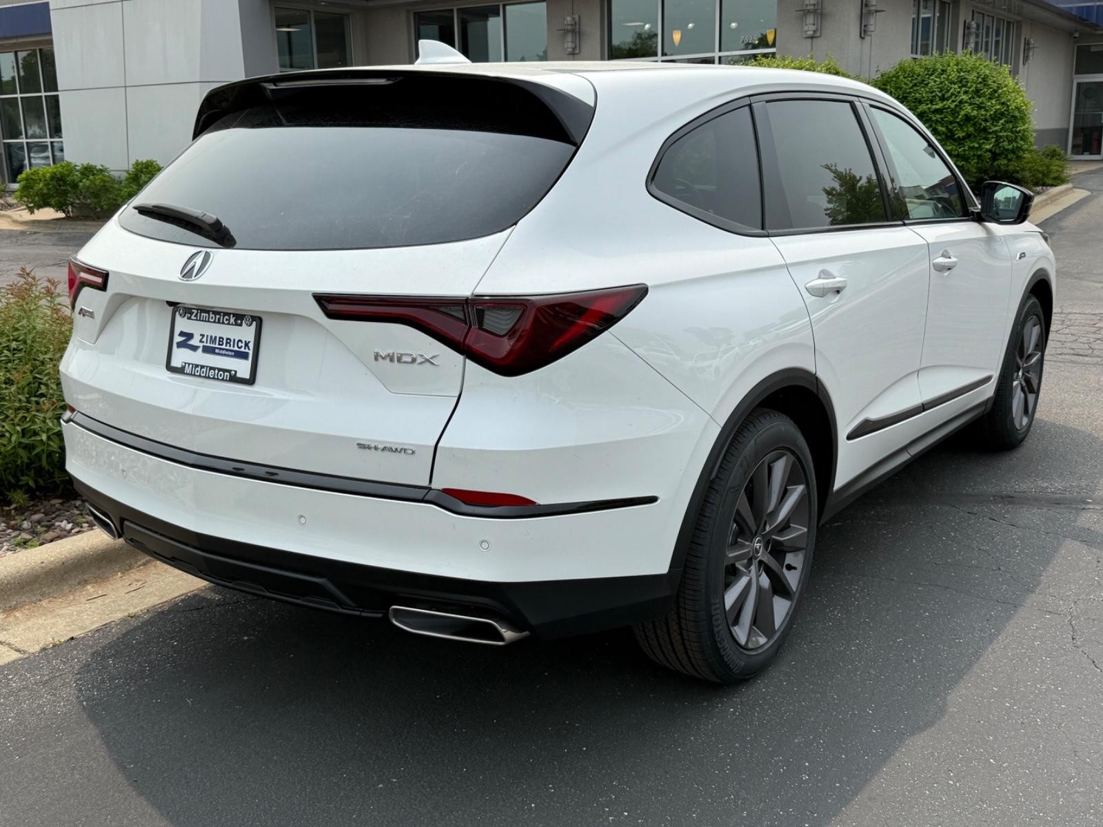 Acura MDX Vehicle Image 03