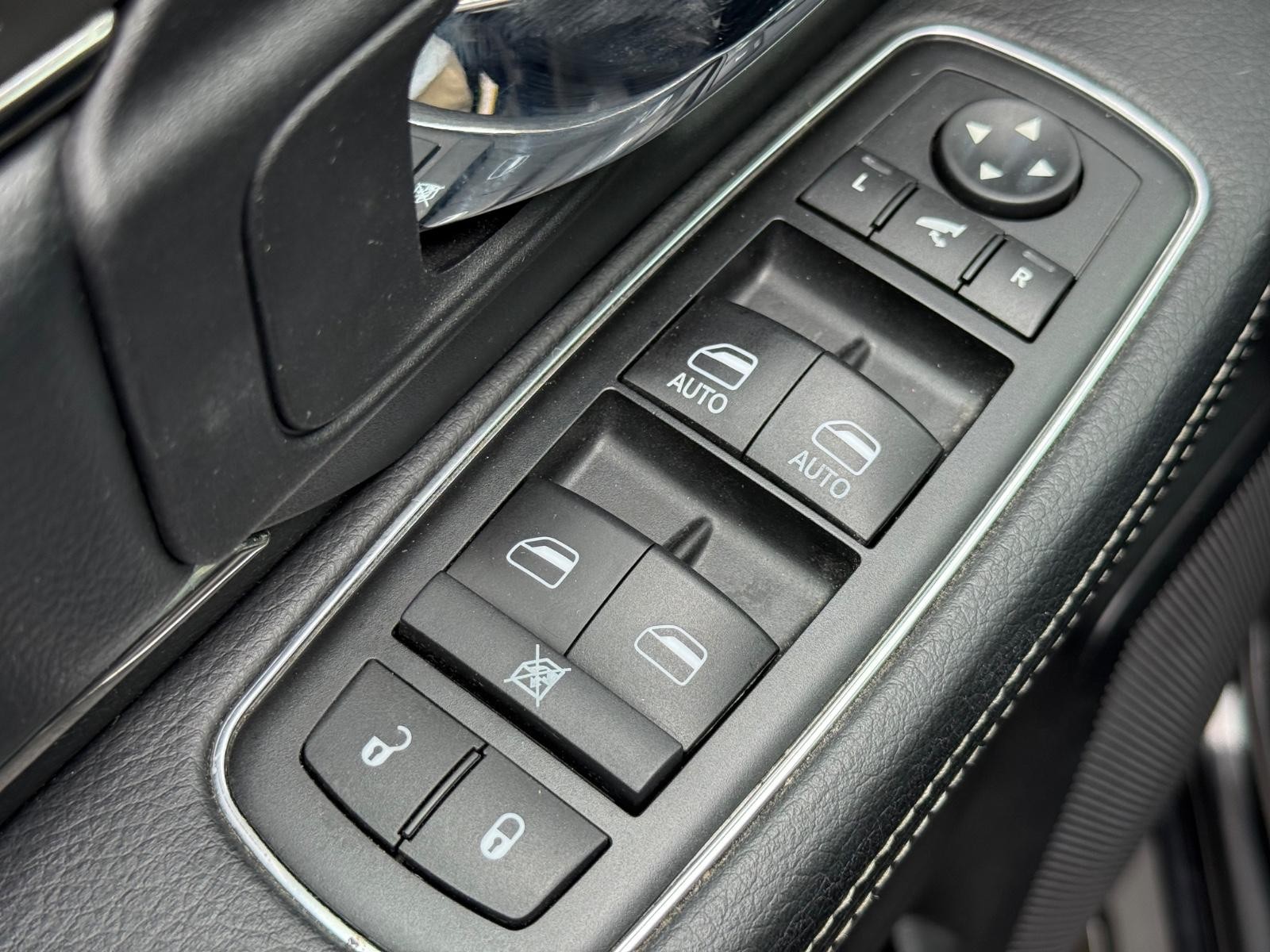 Ram 1500 Vehicle Image 21