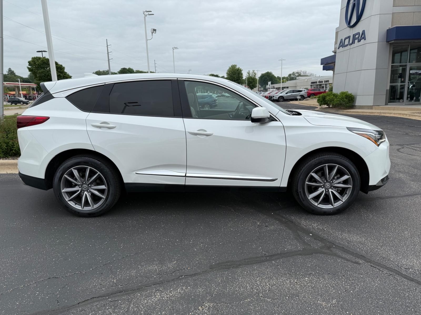 Acura RDX Vehicle Image 02