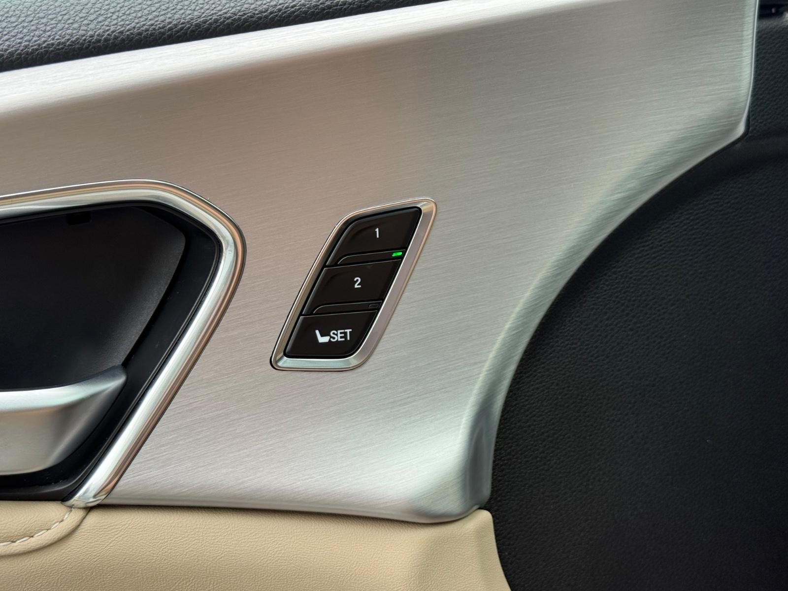 Acura RDX Vehicle Image 17