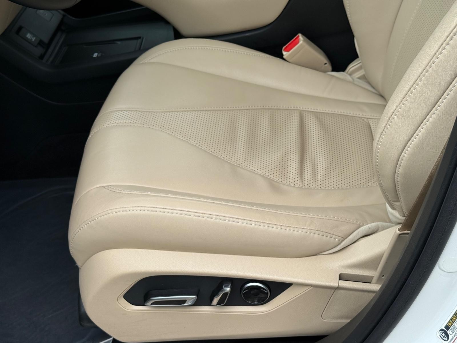 Acura RDX Vehicle Image 24