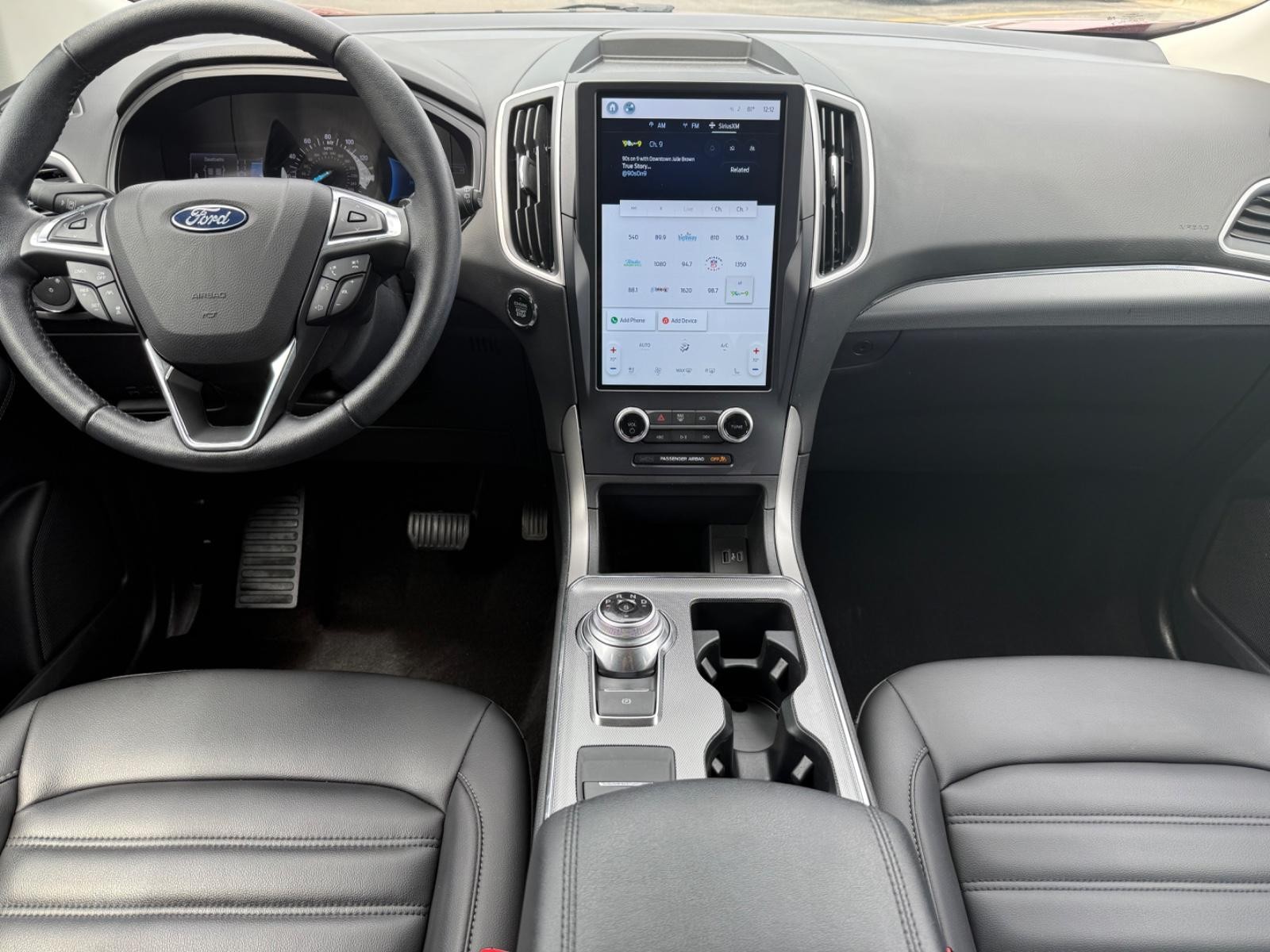 Ford Edge Vehicle Image 11