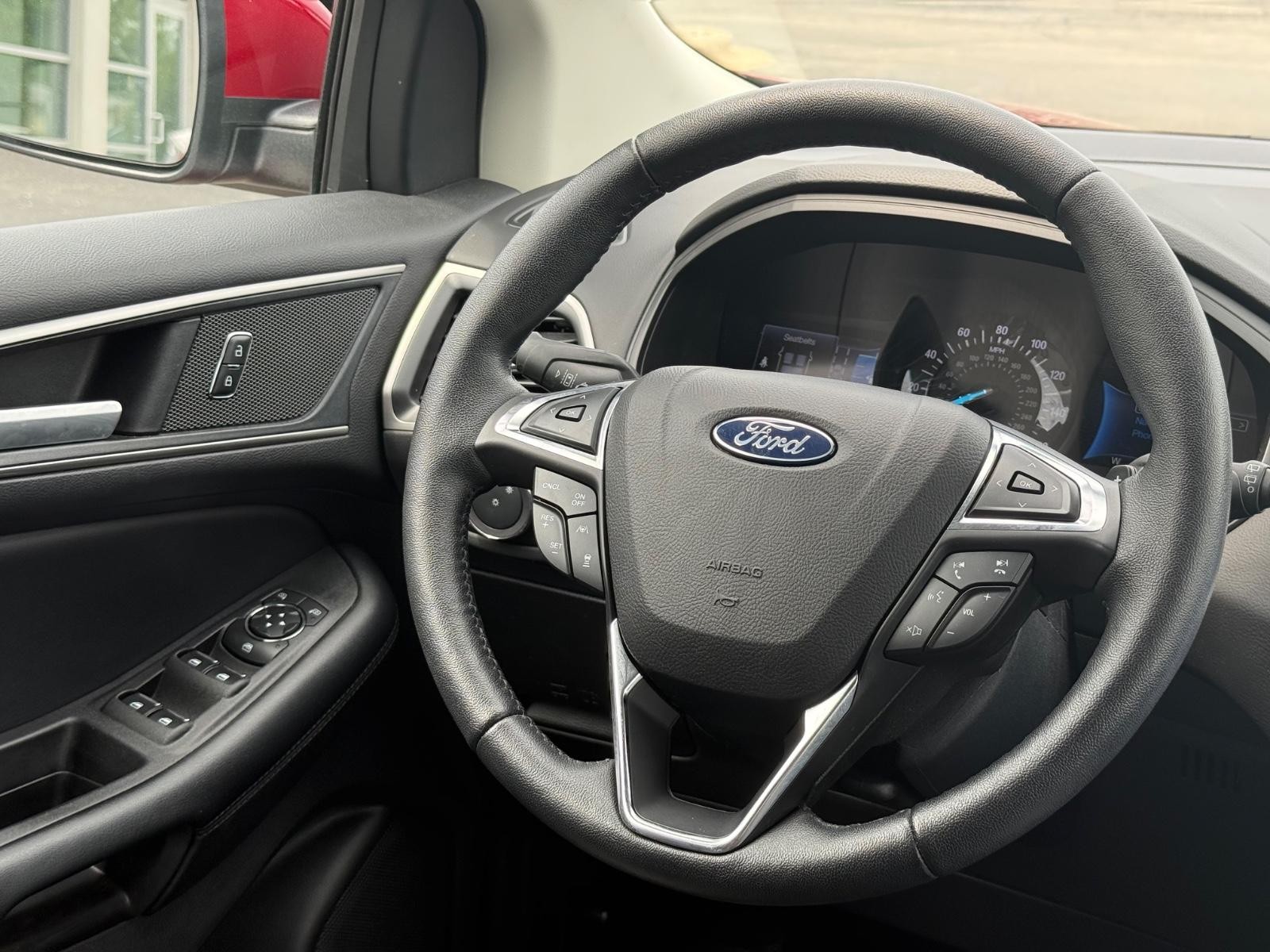 Ford Edge Vehicle Image 14