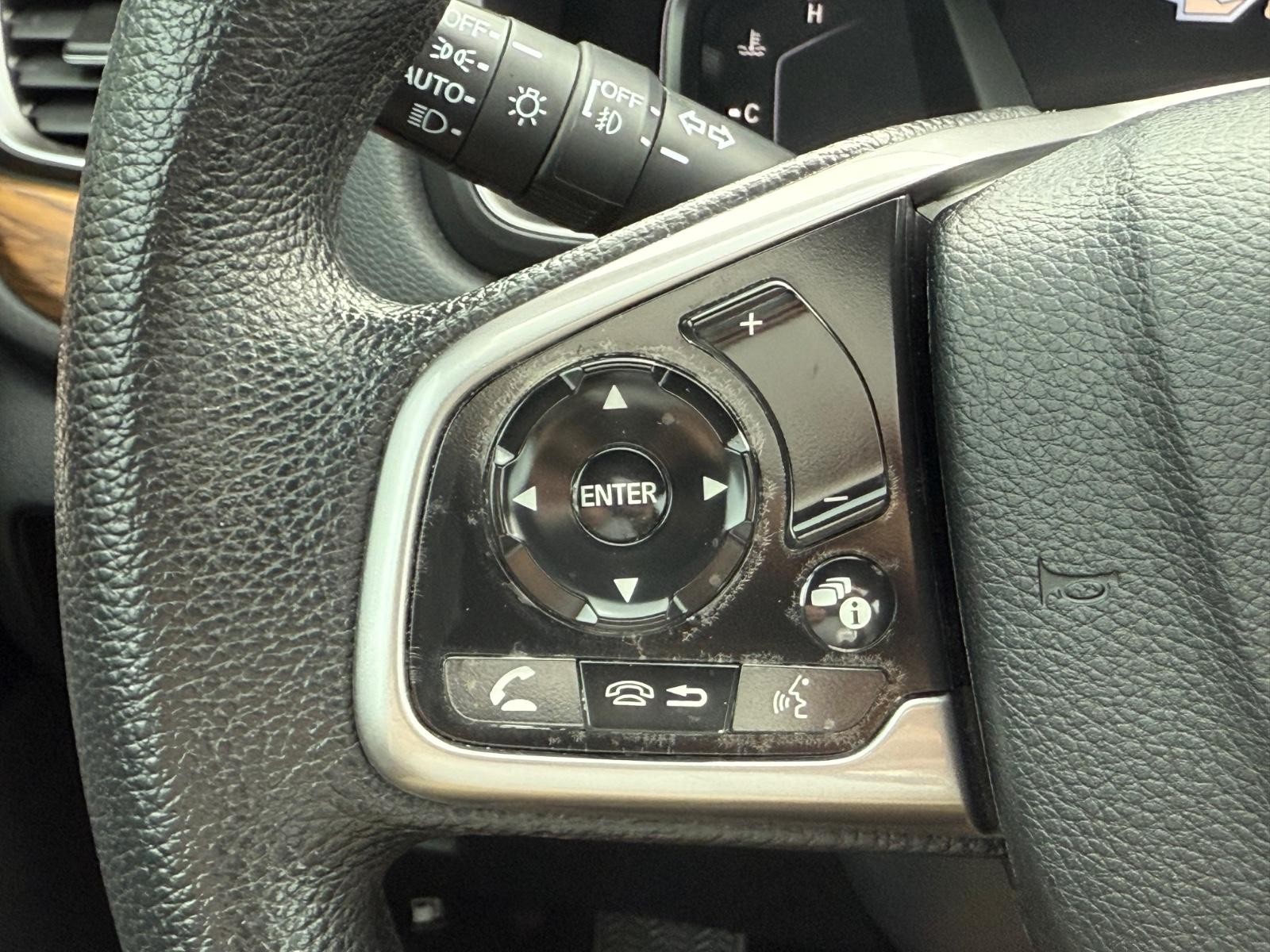 Honda CR-V Vehicle Image 16