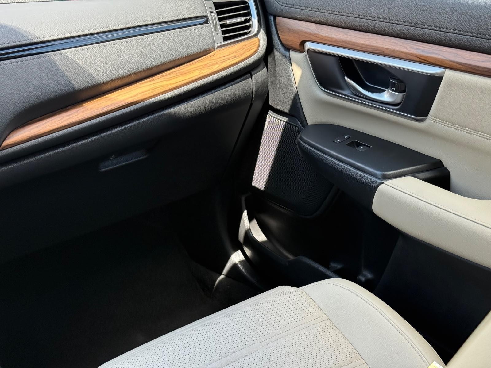 Honda CR-V Vehicle Image 15