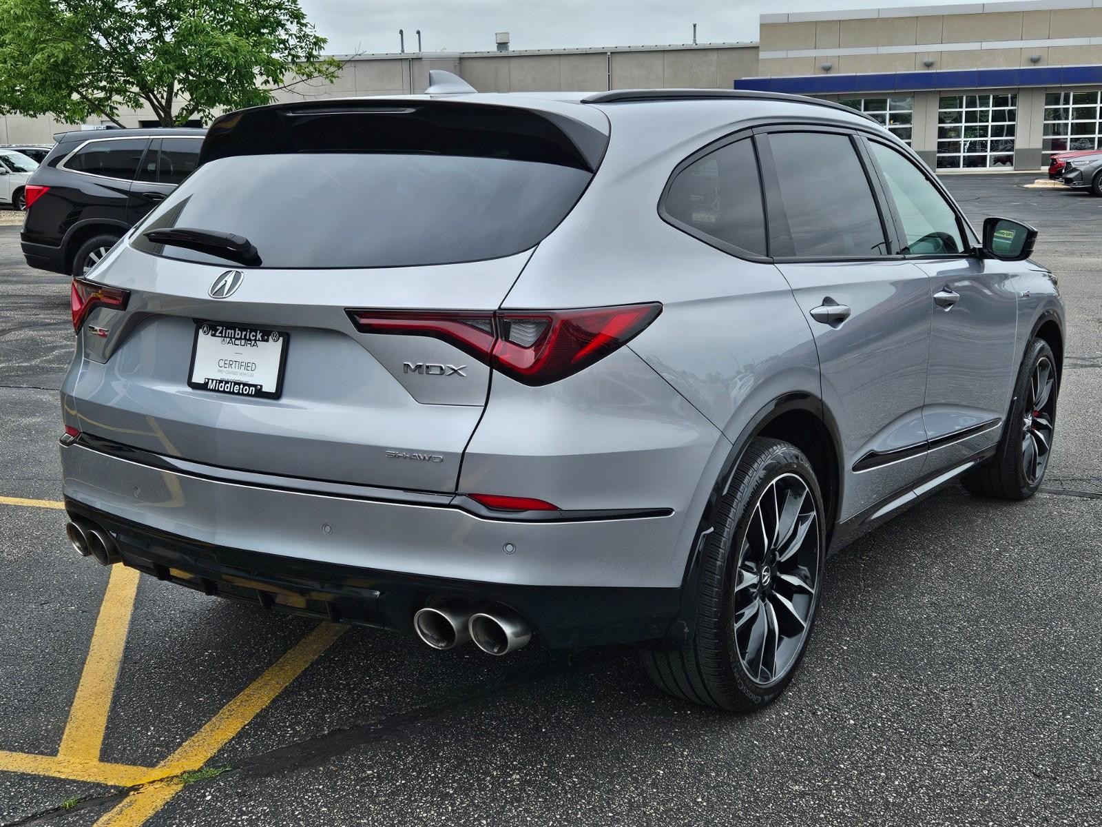 Acura MDX Vehicle Image 03