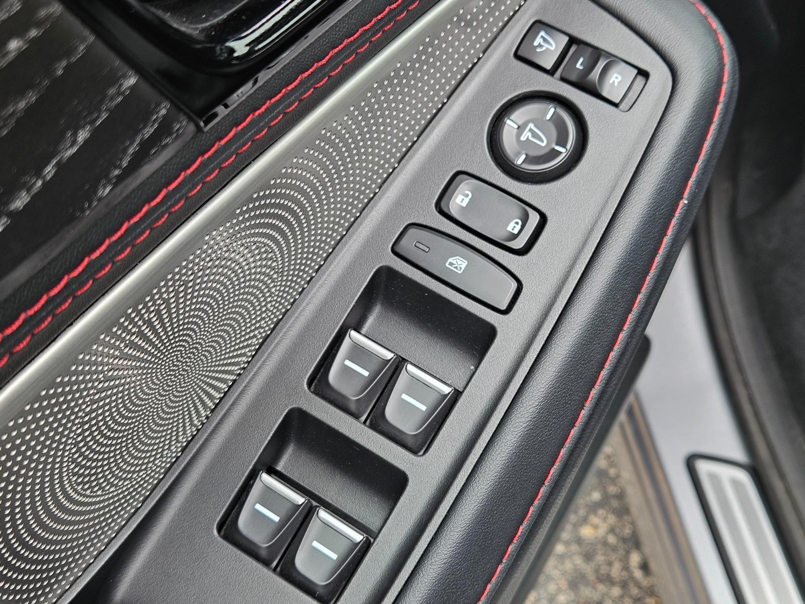 Acura MDX Vehicle Image 23