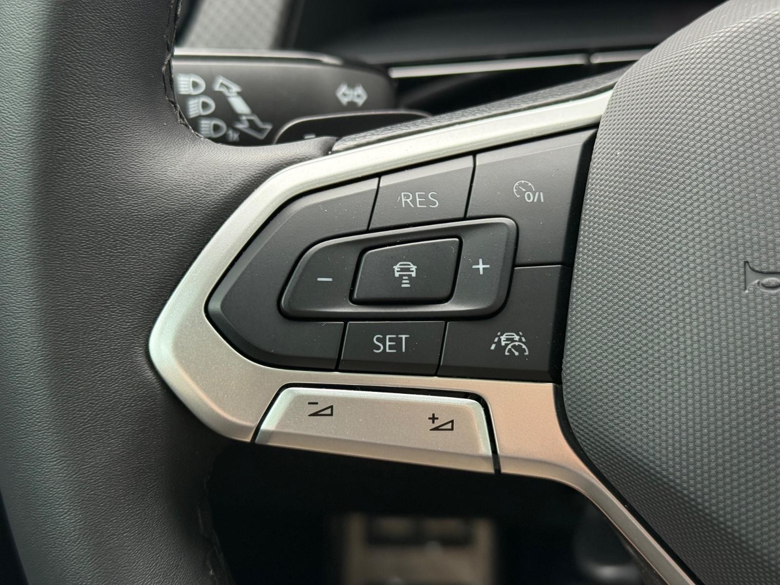 Volkswagen Atlas Vehicle Image 17