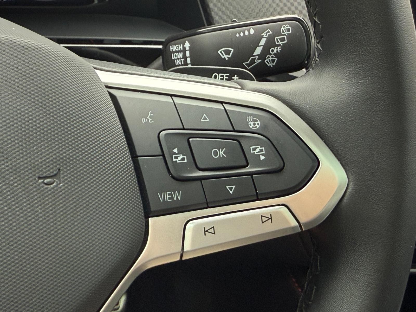 Volkswagen Atlas Vehicle Image 18