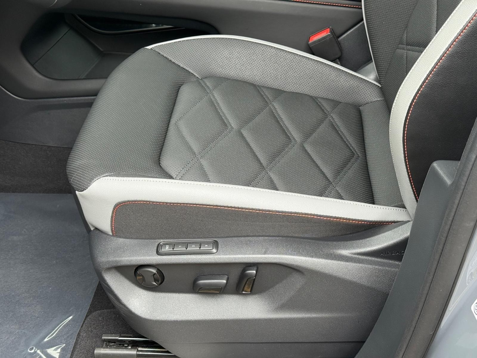 Volkswagen Atlas Vehicle Image 22