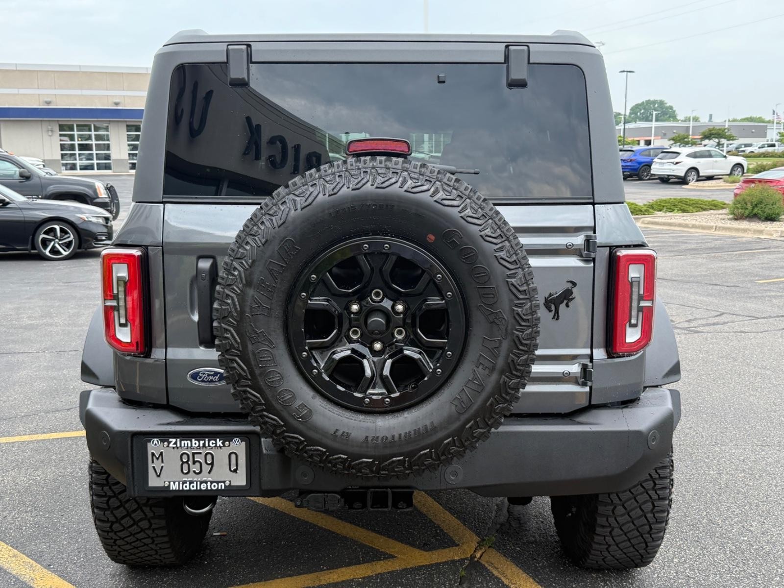 Ford Bronco Vehicle Image 04
