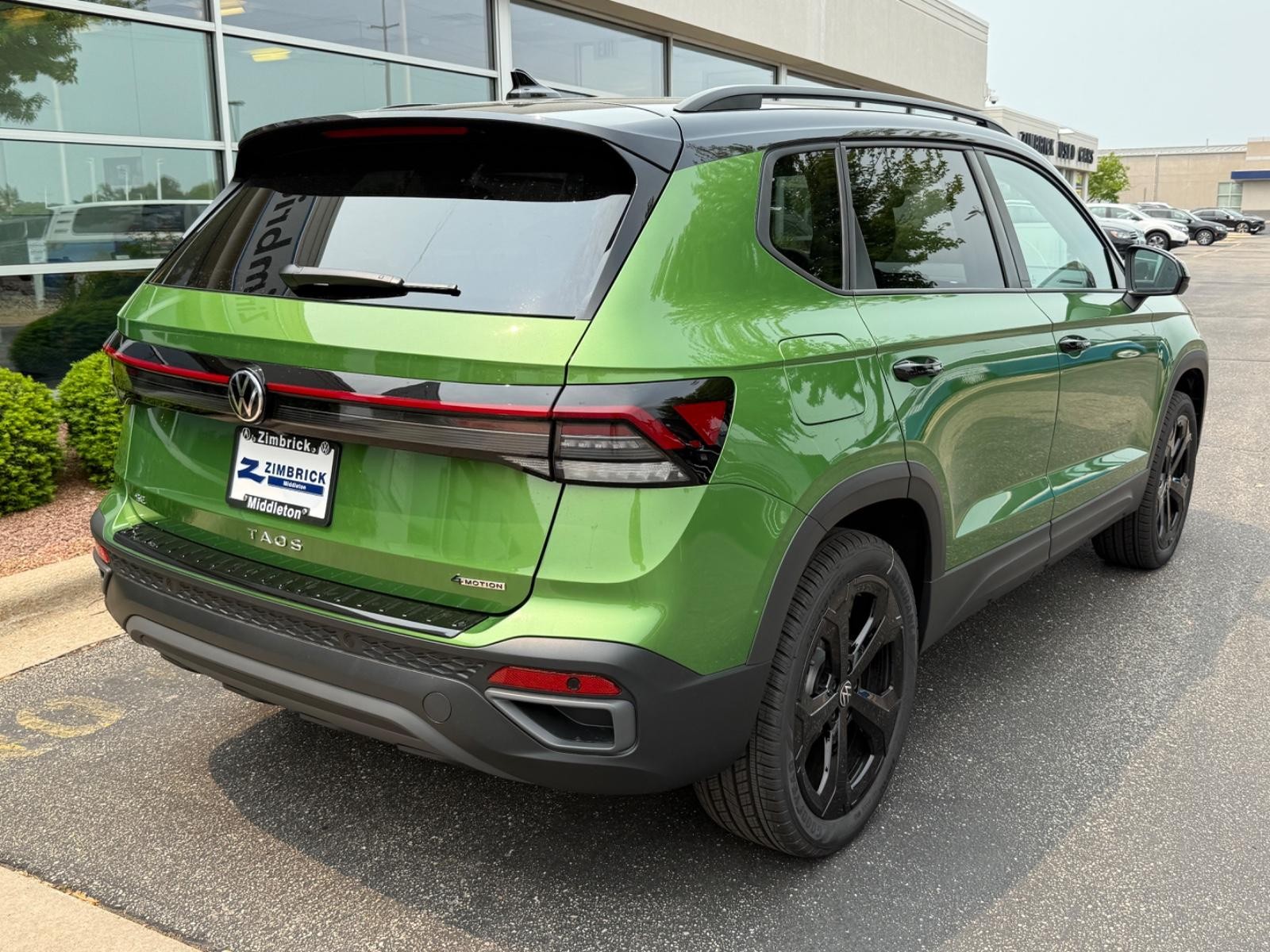 Volkswagen Taos Vehicle Image 03