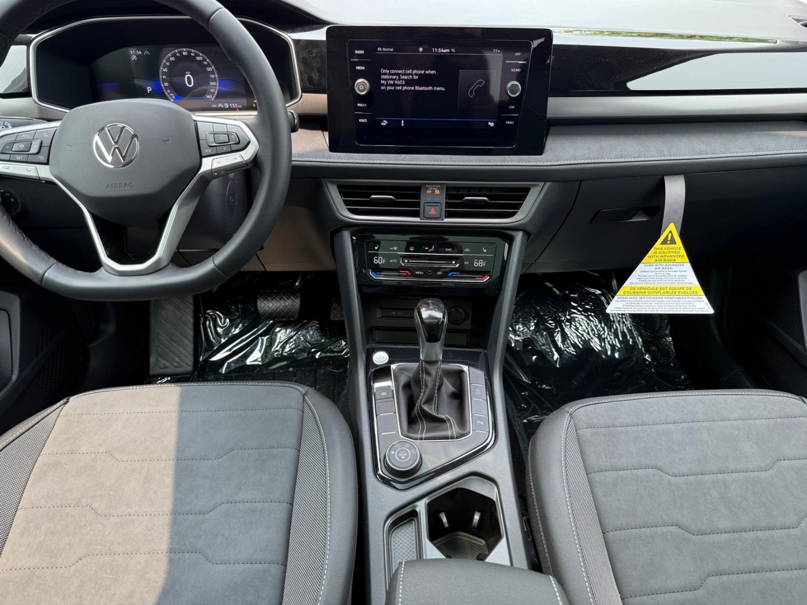 Volkswagen Taos Vehicle Image 06