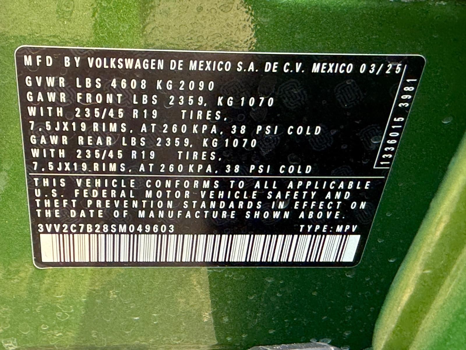 Volkswagen Taos Vehicle Image 17