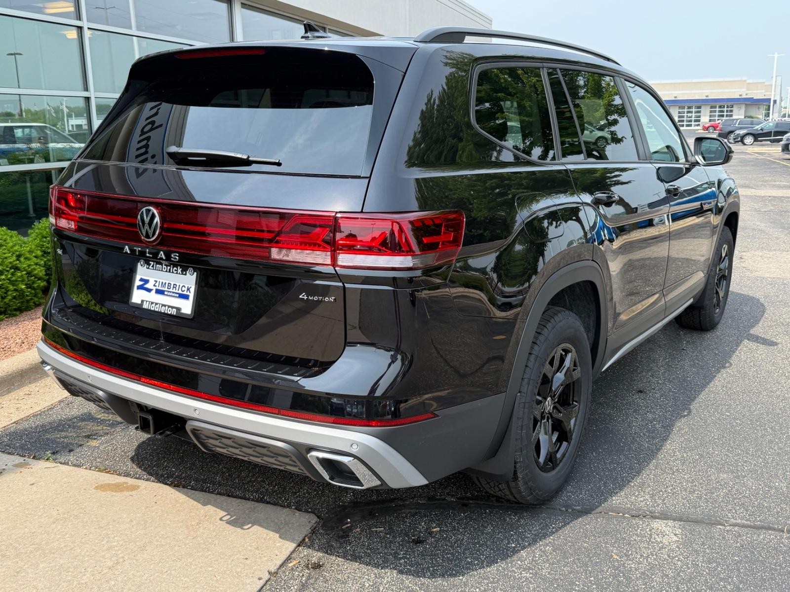 Volkswagen Atlas Vehicle Image 03