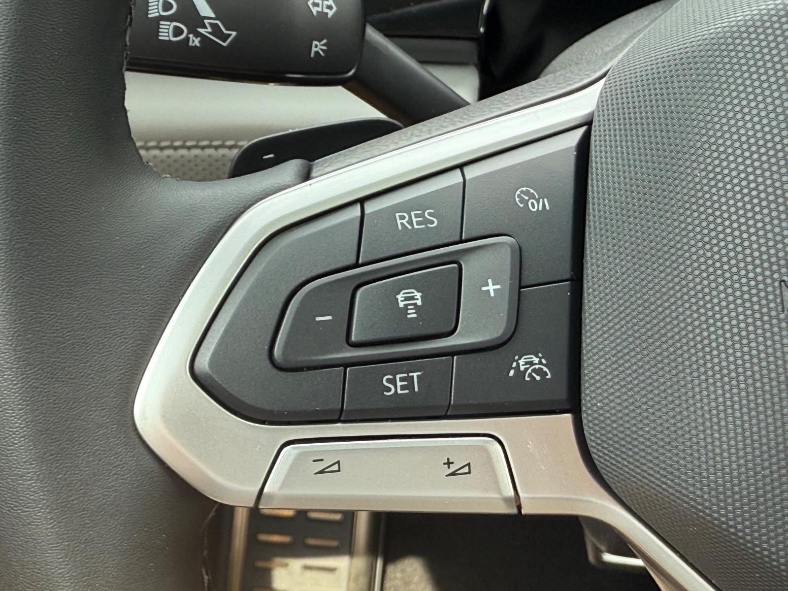 Volkswagen Atlas Vehicle Image 12