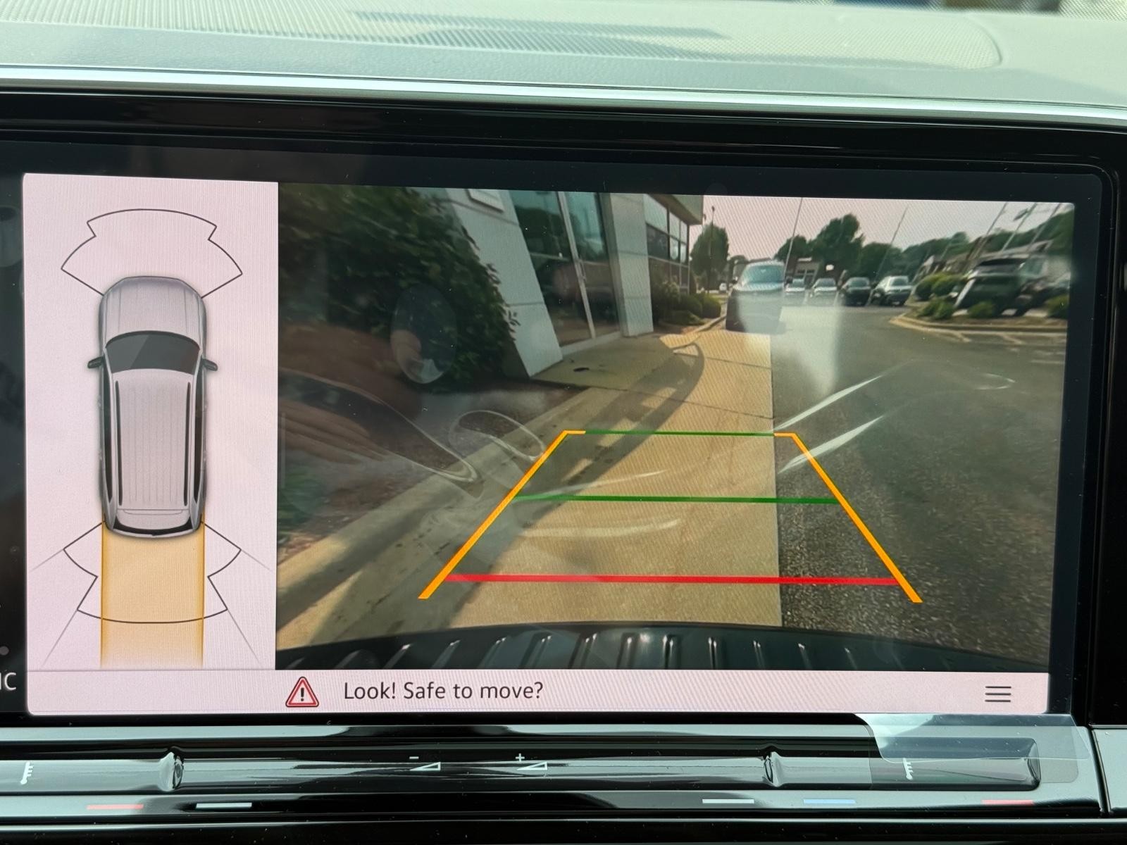 Volkswagen Atlas Vehicle Image 14