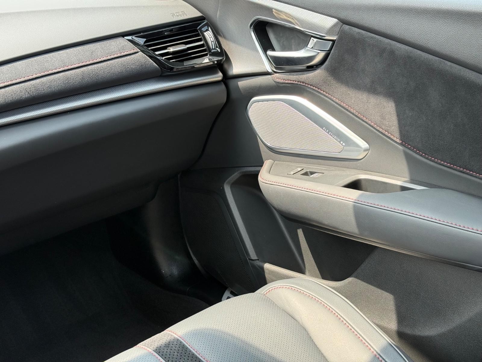 Acura RDX Vehicle Image 10