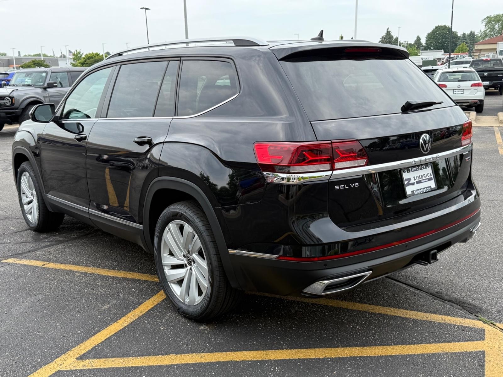 Volkswagen Atlas Vehicle Image 06