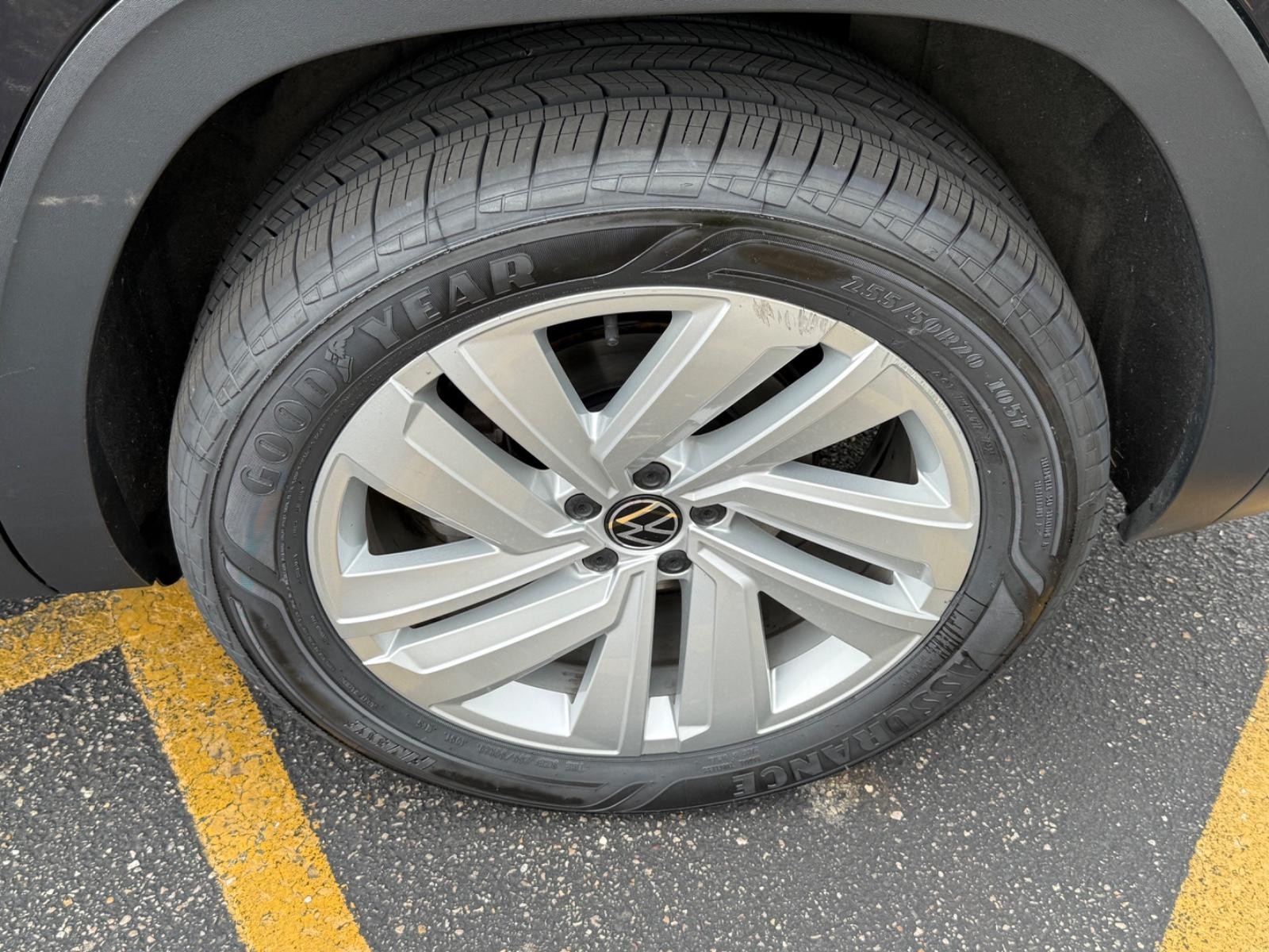 Volkswagen Atlas Vehicle Image 07