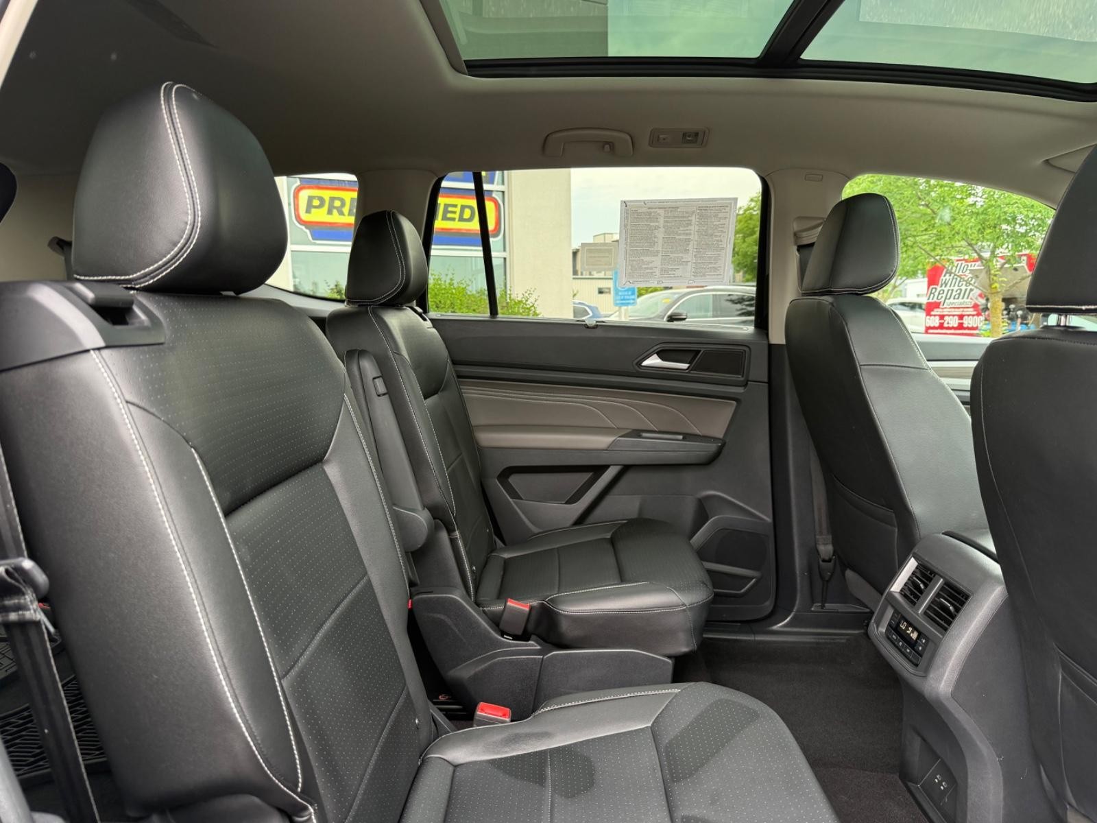 Volkswagen Atlas Vehicle Image 10