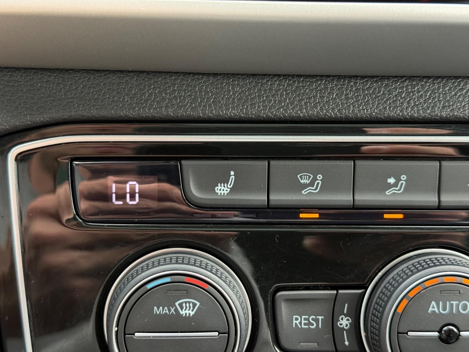 Volkswagen Atlas Vehicle Image 21