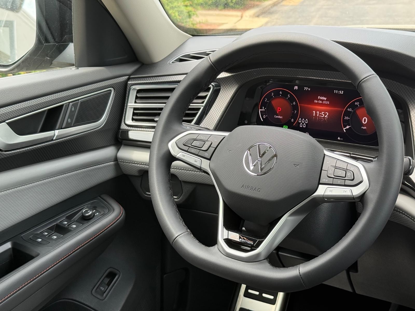 Volkswagen Atlas Vehicle Image 10