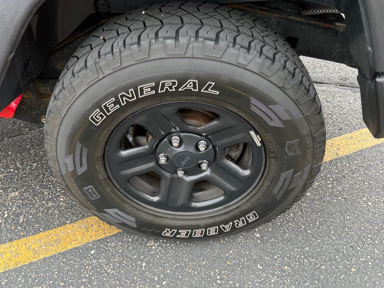 Jeep Wrangler JK Unlimited Vehicle Image 07
