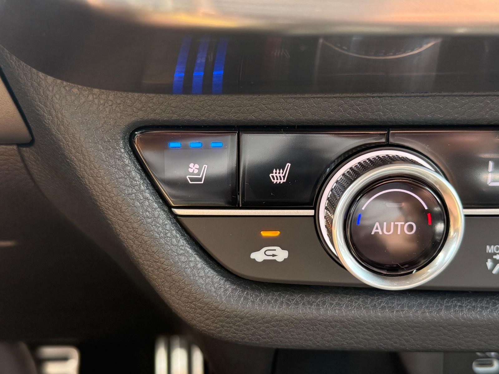 Acura ADX Vehicle Image 14