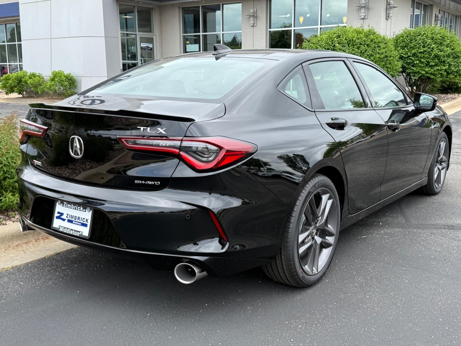Acura TLX Vehicle Image 03