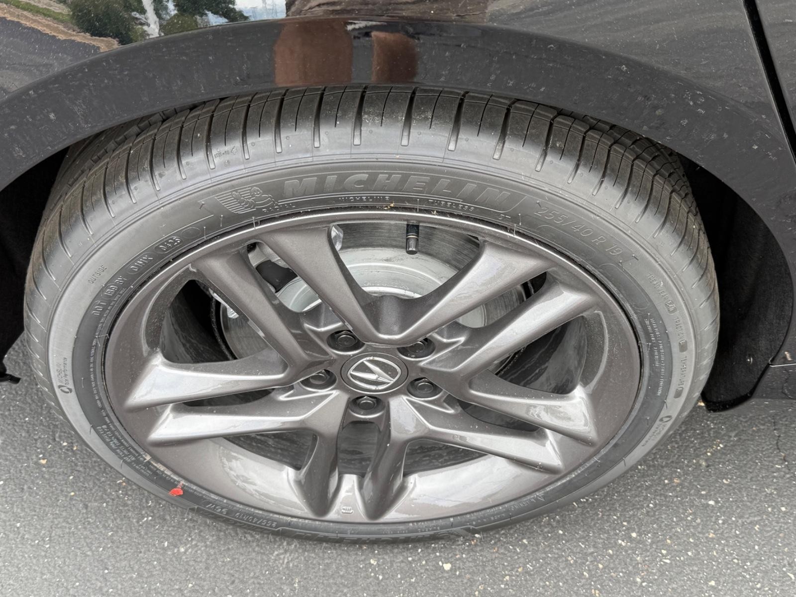 Acura TLX Vehicle Image 04