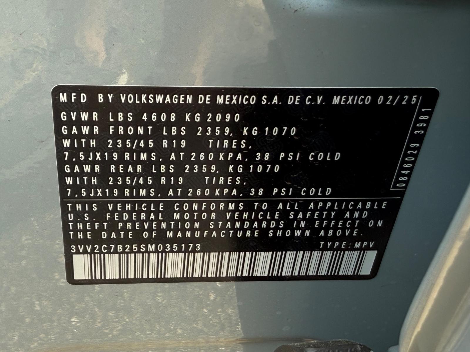 Volkswagen Taos Vehicle Image 18