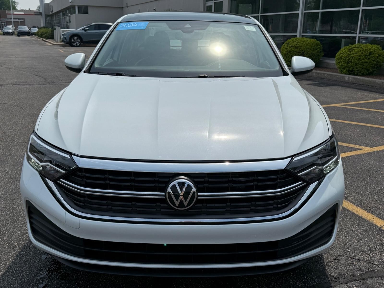 Volkswagen Jetta Vehicle Image 09