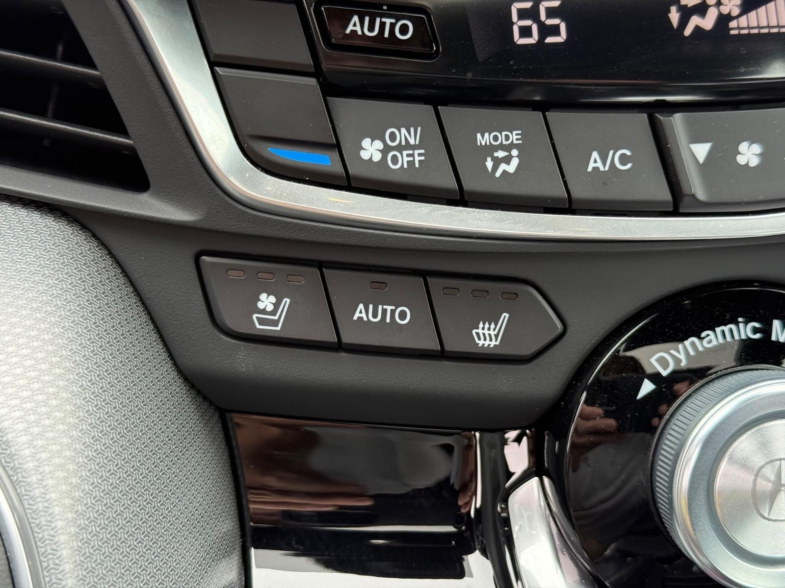 Acura TLX Vehicle Image 19