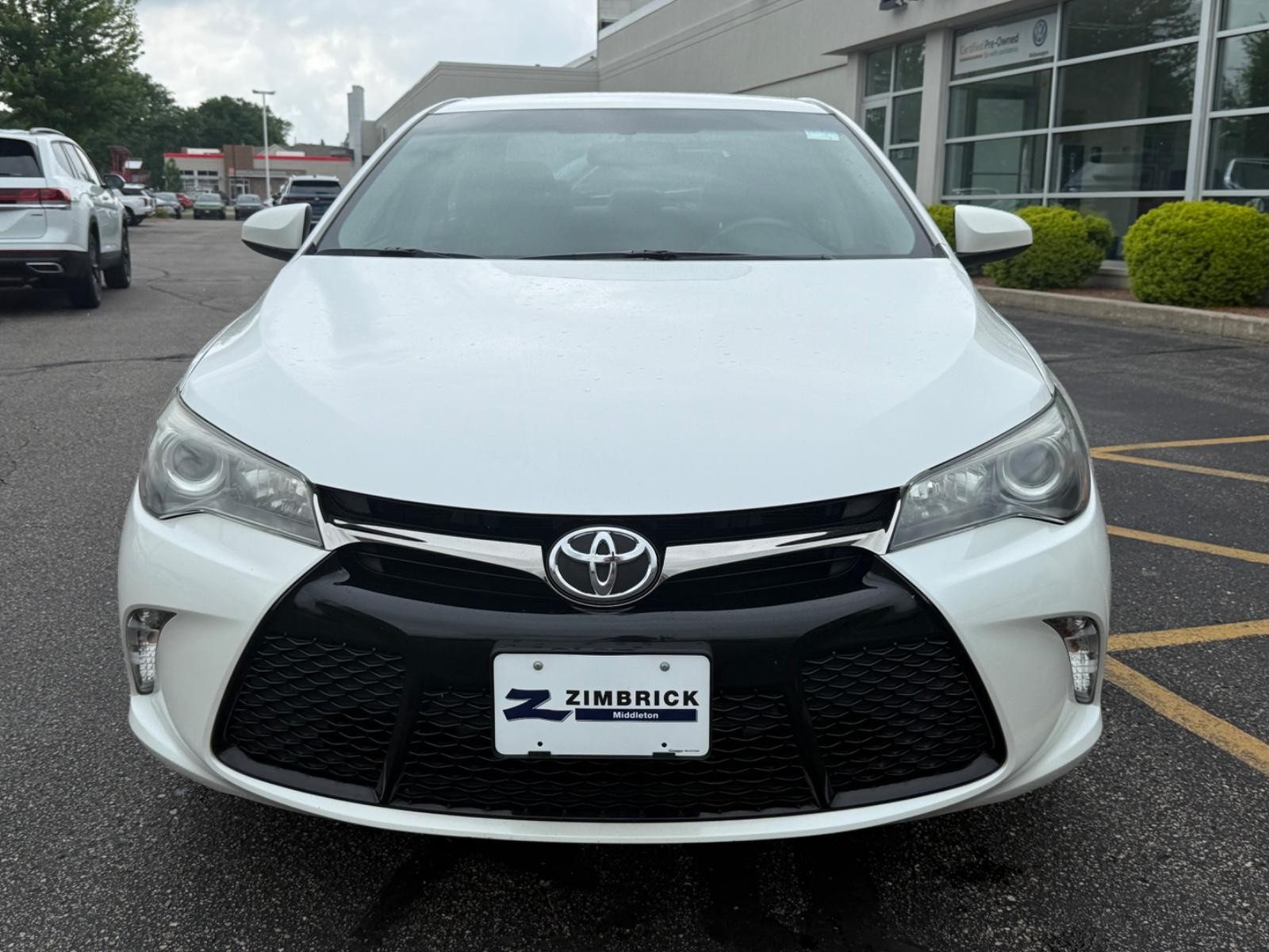 Toyota Camry Vehicle Image 09