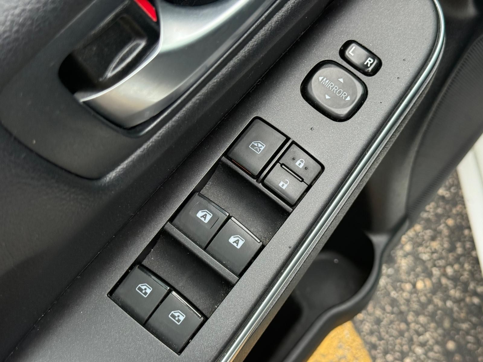 Toyota Camry Vehicle Image 20