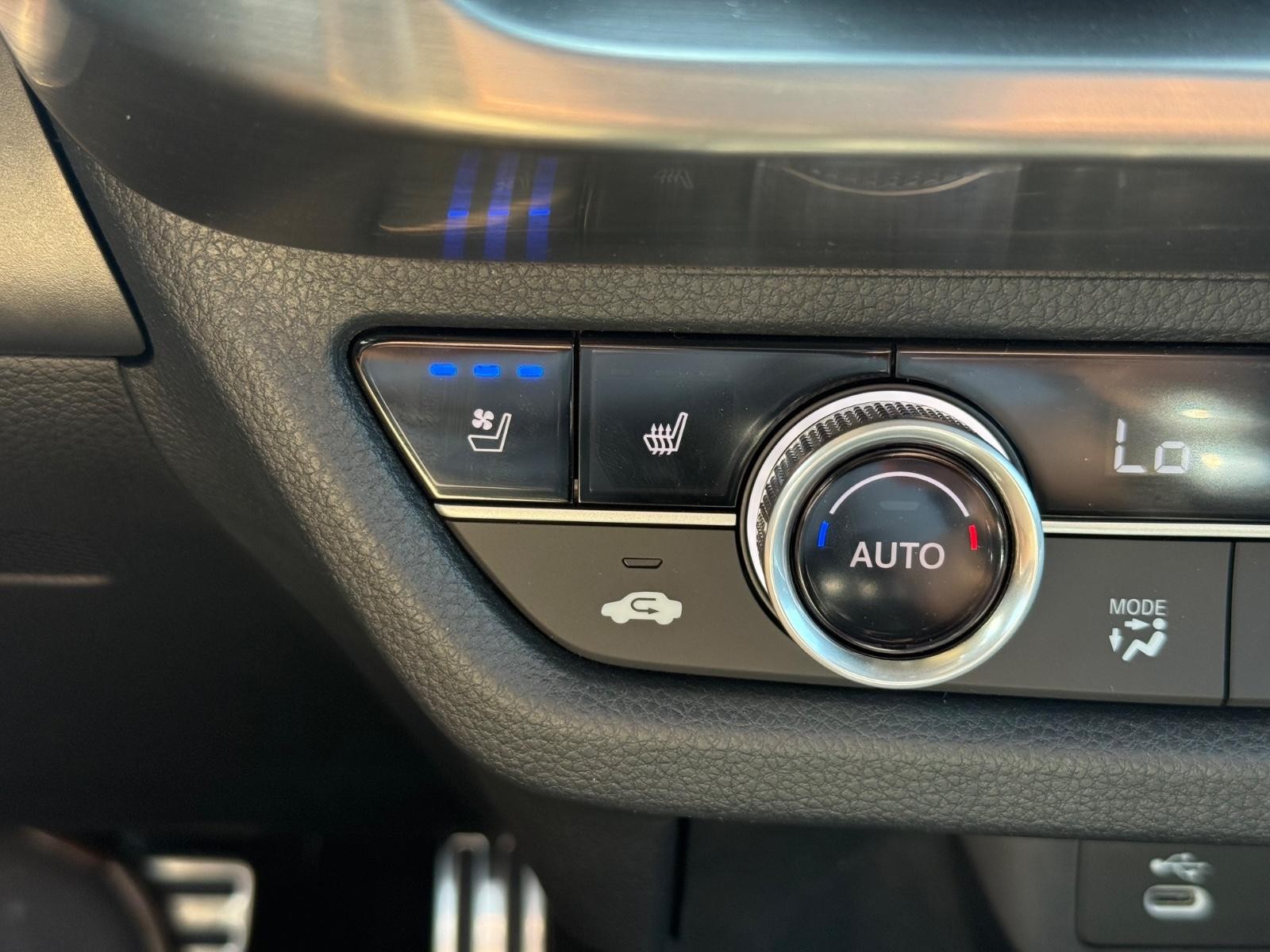 Acura ADX Vehicle Image 13