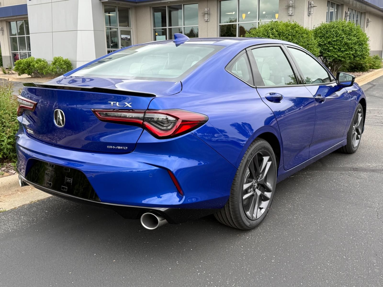 Acura TLX Vehicle Image 03