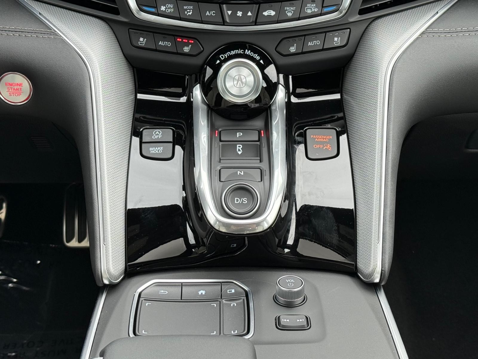Acura TLX Vehicle Image 08