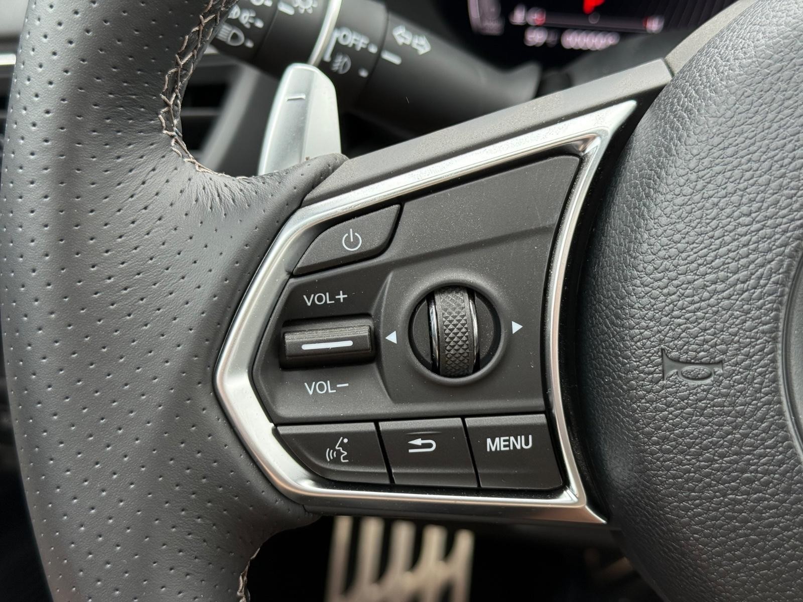 Acura TLX Vehicle Image 12
