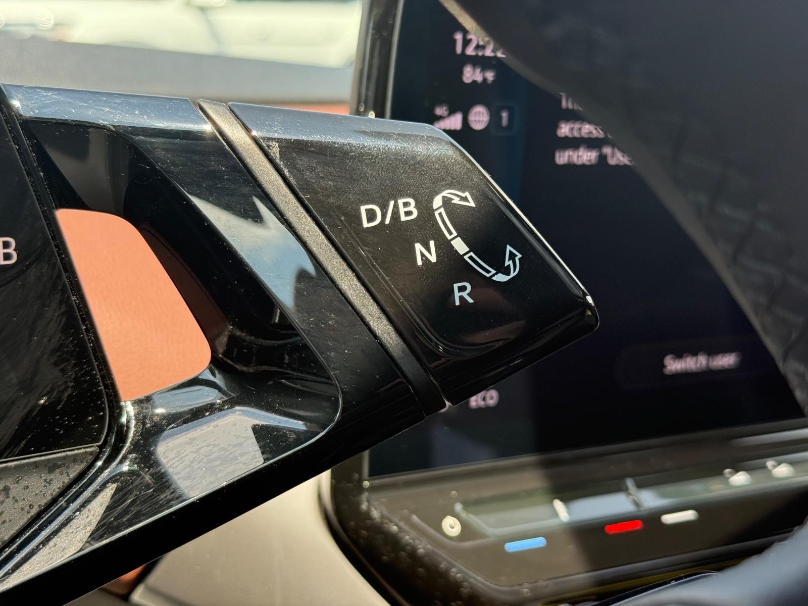 Volkswagen ID.4 Vehicle Image 18