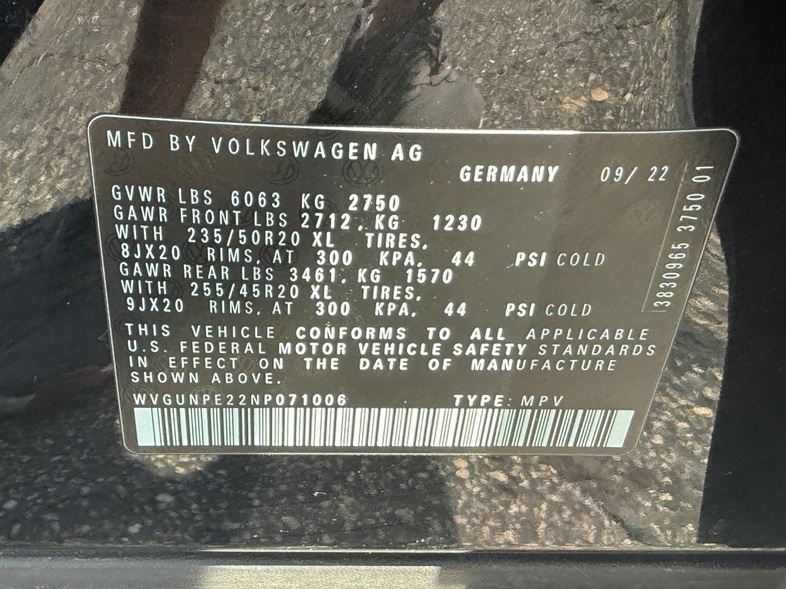 Volkswagen ID.4 Vehicle Image 23